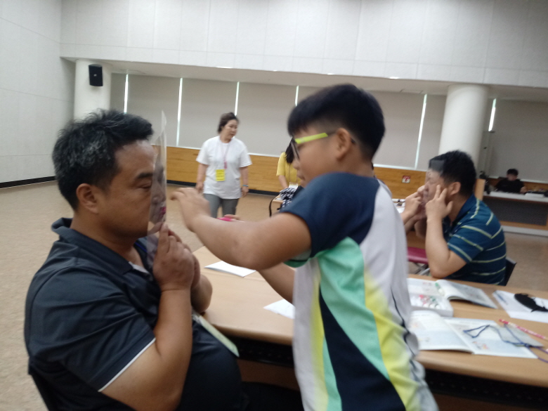 2018년 스마트폰 가족치유캠프 응답하라! 스마트세상 가족행복단 운영 이미지(13)