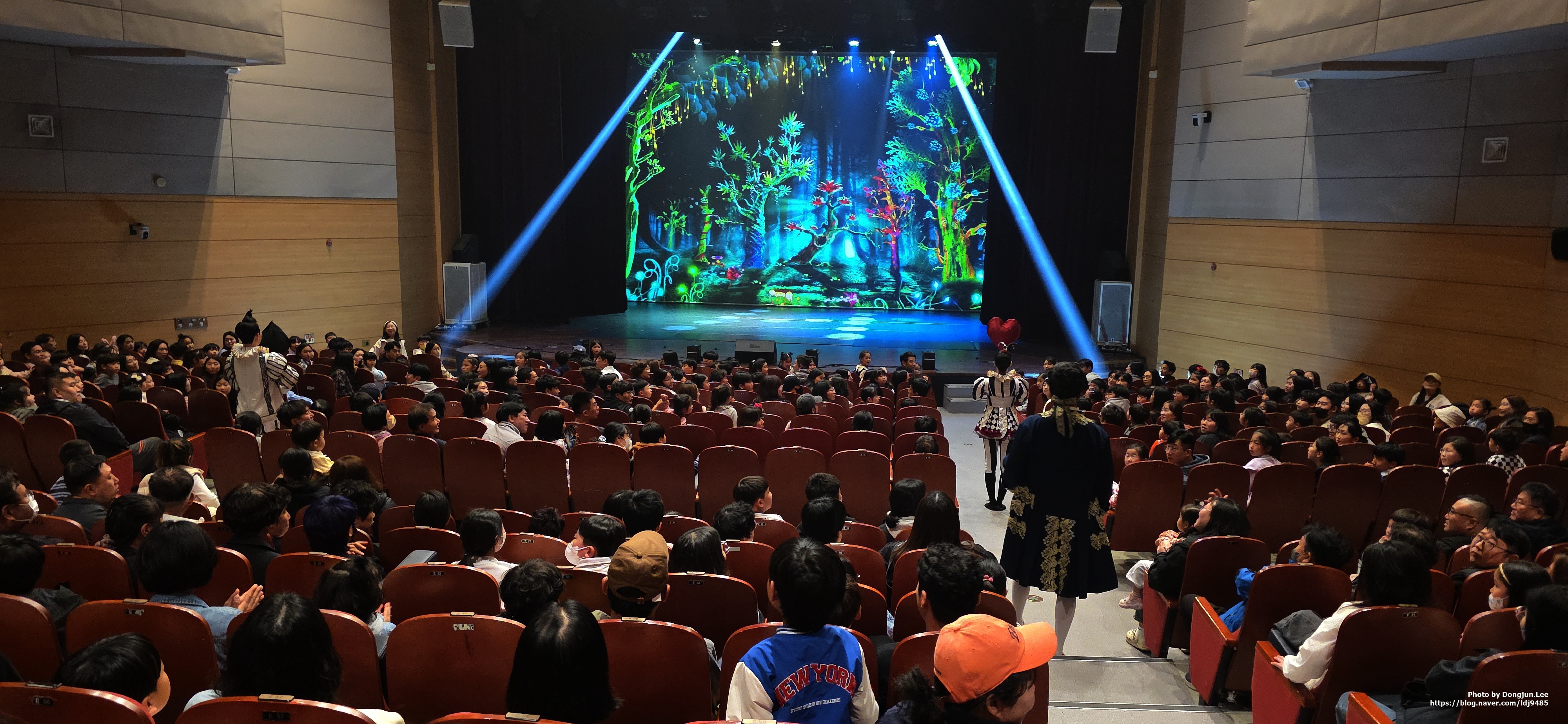 완다랜드 완전 다른 세상 이야기