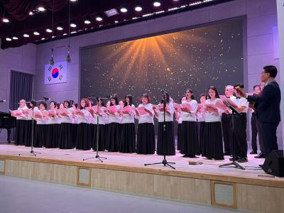 김제시가족센터! 김제시 인구의 날, 하모니 합창단 감동의 무대 펼쳐