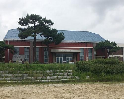 김제 중앙초등학교 강당