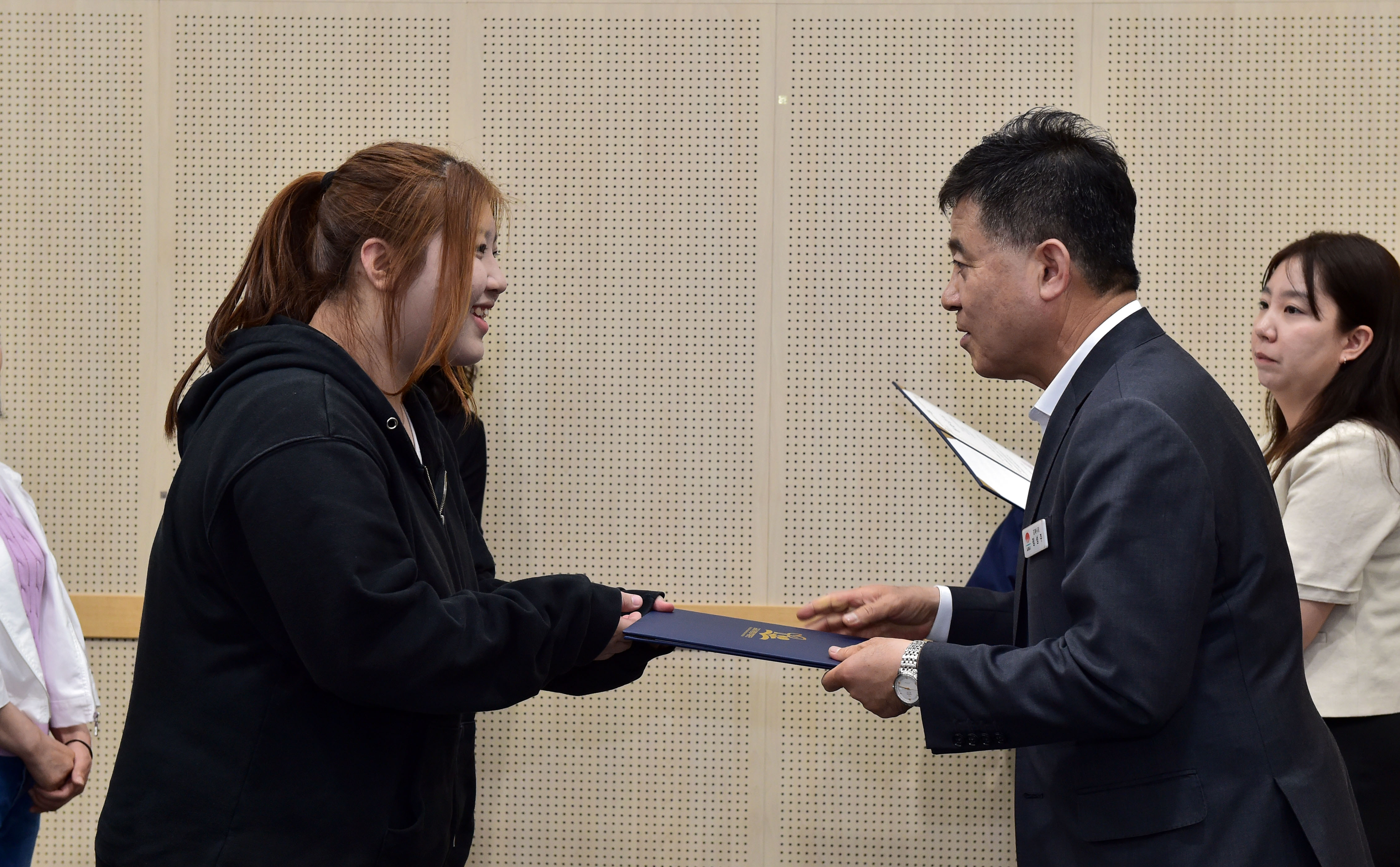 김제사랑장학생장학증서수여식(3).JPG