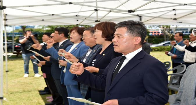 민주화운동희생자추모식(13).JPG