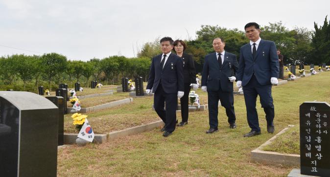현충일행사(84).JPG