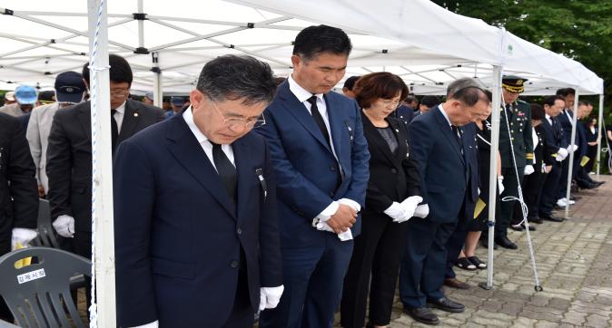 현충일행사(84).JPG