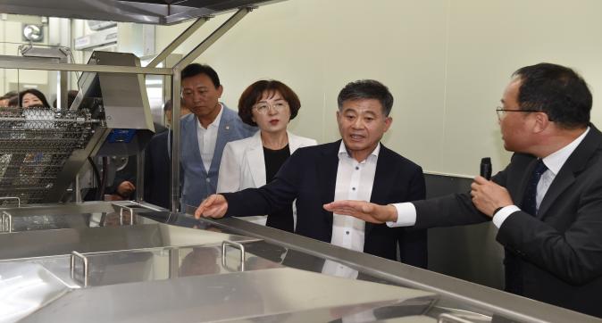 친환경농산물전처리시설준공식(9).JPG