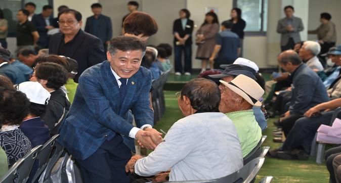 제29회노인의날기념식(28).JPG