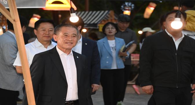 관아와 향교에서 펼쳐진 특별한 사흘